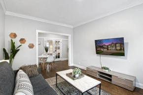 Classy 2BR Spacious Apt in Ideal Location
